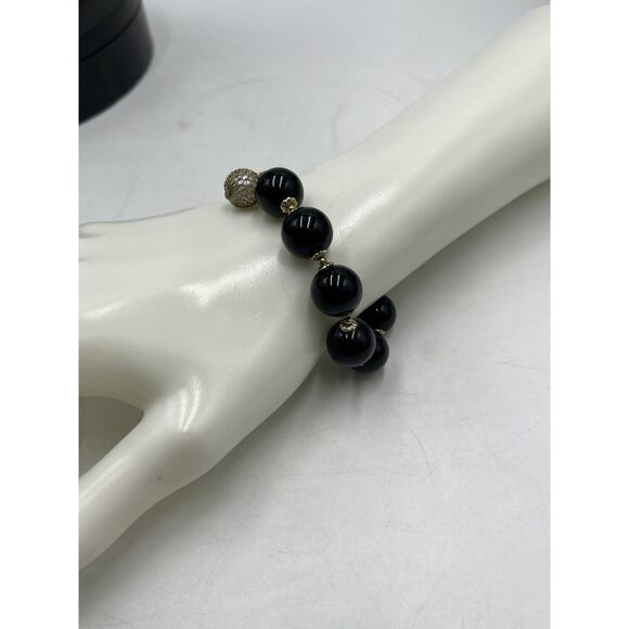 Betsey Johnson Whistle Red Lips Black Beads Black Beads Bow Stretch Bracelet - Picture 4 of 16